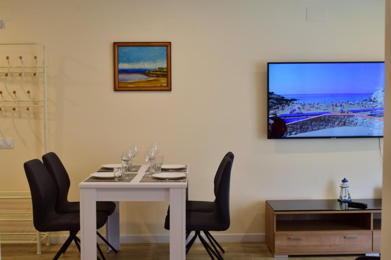 Apartment In Salou Next To The Beach For Families,Wifi Exterior photo
