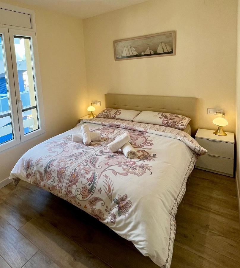 Apartment In Salou Next To The Beach For Families,Wifi Exterior photo